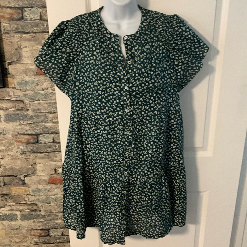 NWT Gap flutter sleeve ruffle dress with removable lining and pockets sz- M